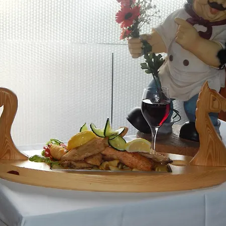 Hochschwarzwald-hof Otel 2*