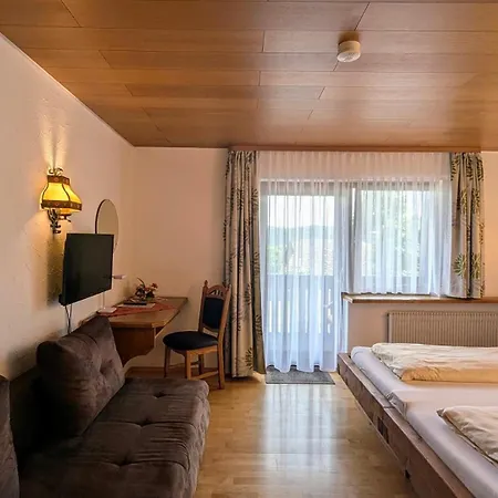 Hochschwarzwaldhof 2*